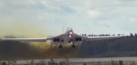 ТУ-160 взлет в сильный боковой ветер. Кубинка (видео)